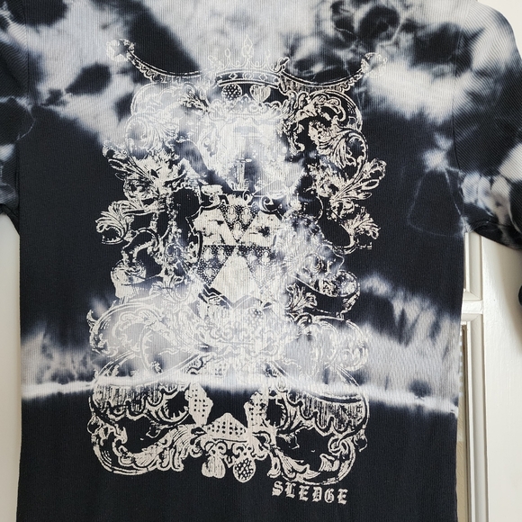 Sledge USA Y2K Tie-Dye Rhinestone Crest V-Neck Top XL Made in USA - Picture 9 of 12